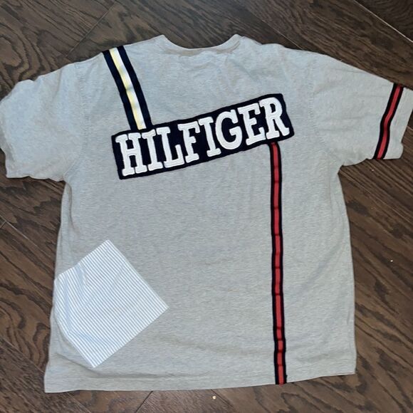 Vintage Tommy Hilfiger Big Raised H sewn Chest Pocket Jersey Gray retro T-Shirt - Picture 6 of 8